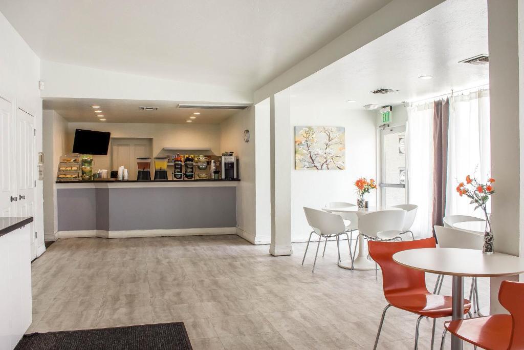 Red Roof Inn Tucson Downtown - University Экстерьер фото