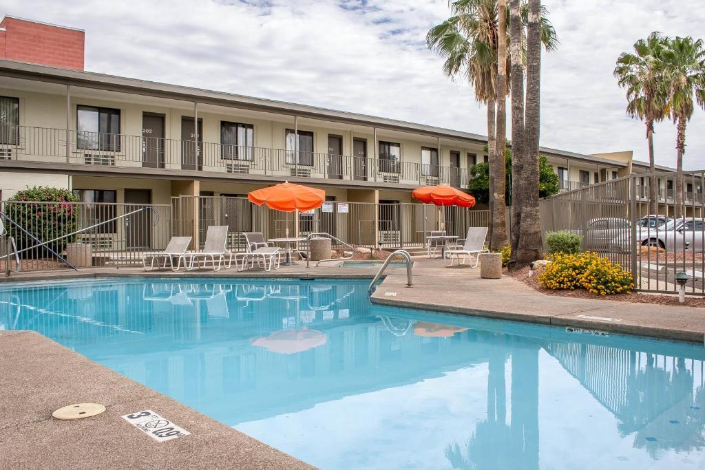 Red Roof Inn Tucson Downtown - University Экстерьер фото